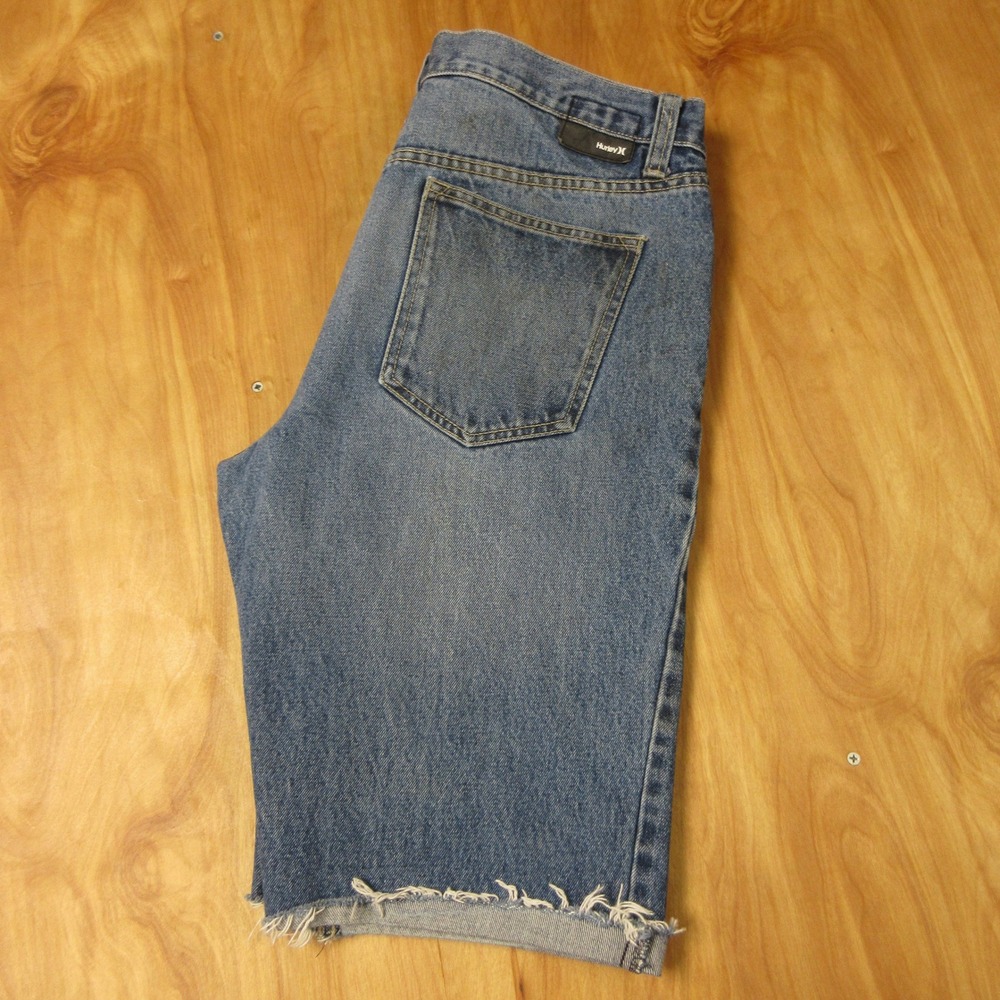 HURLEY Denim Blue Jean Bermuda‎ Shorts Size 34 Stained Skater Surf Cut Off Jorts